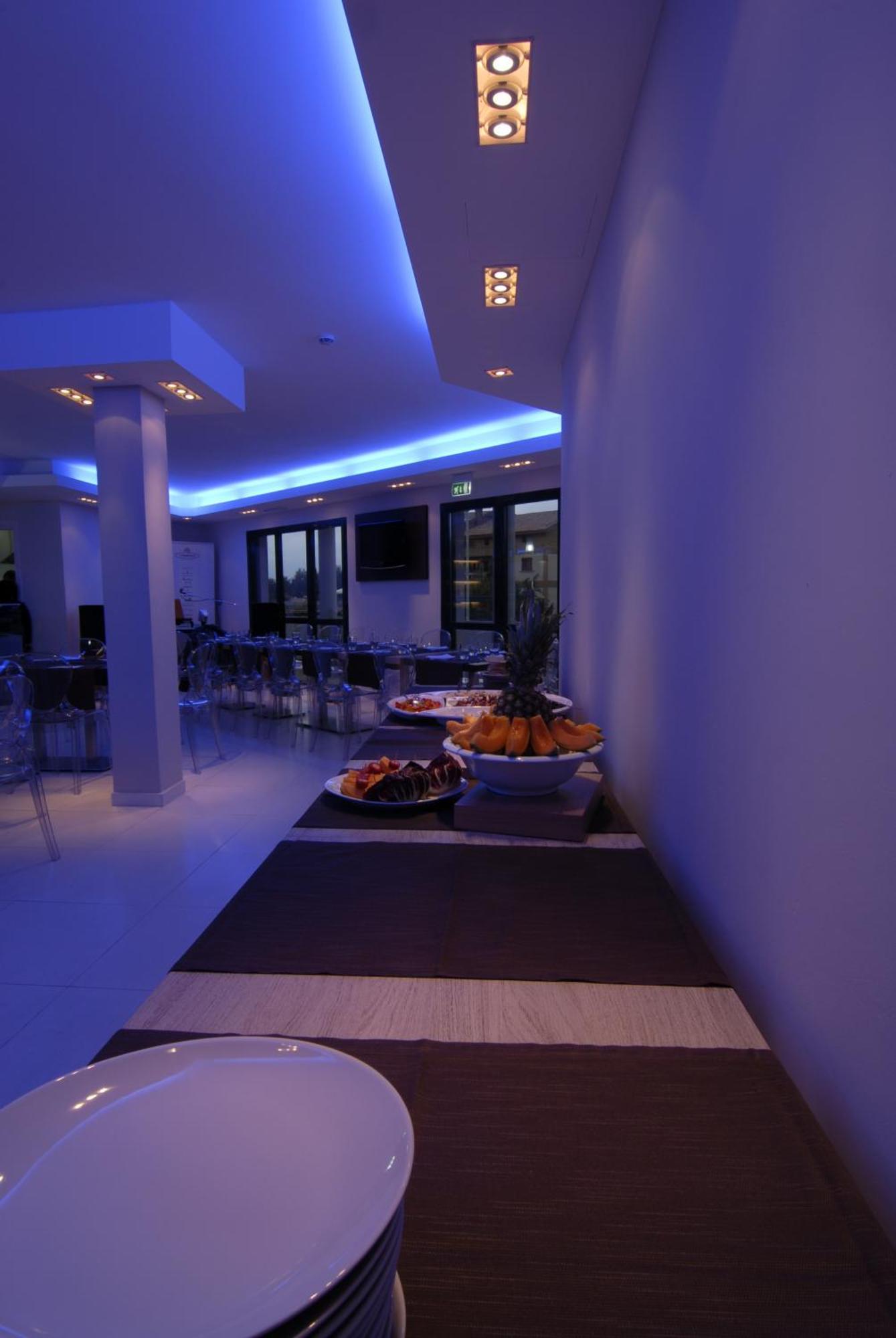 Hotel Ambrosio La Corte Olbia Exteriör bild