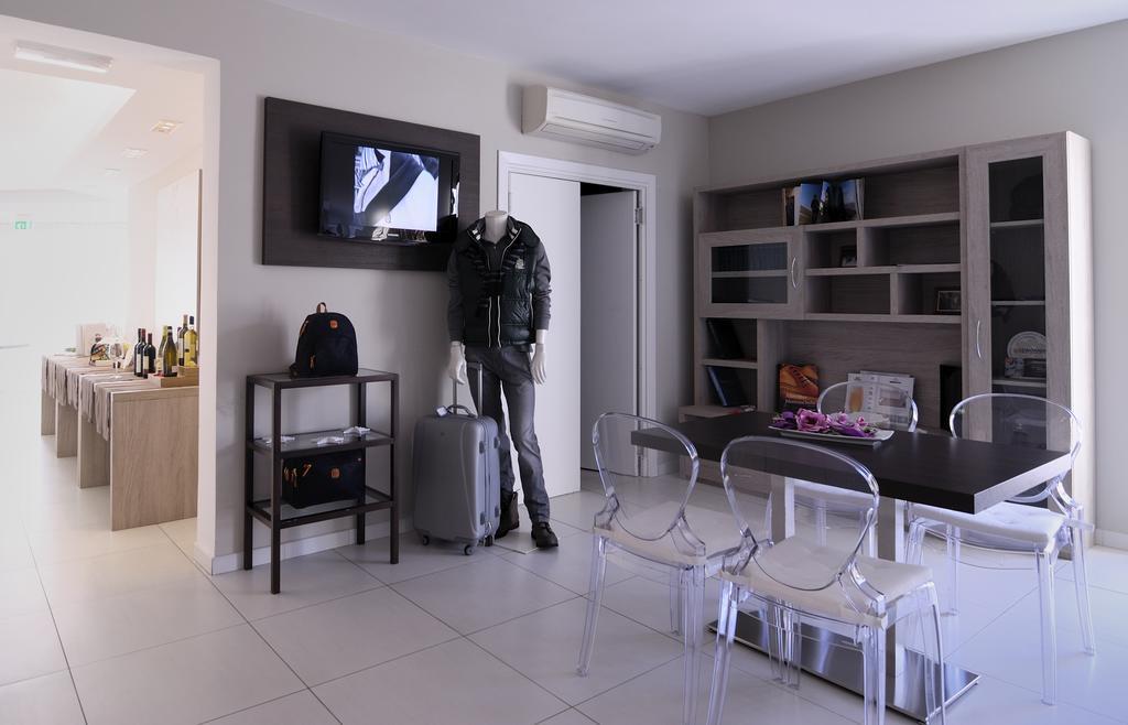 Hotel Ambrosio La Corte Olbia Exteriör bild