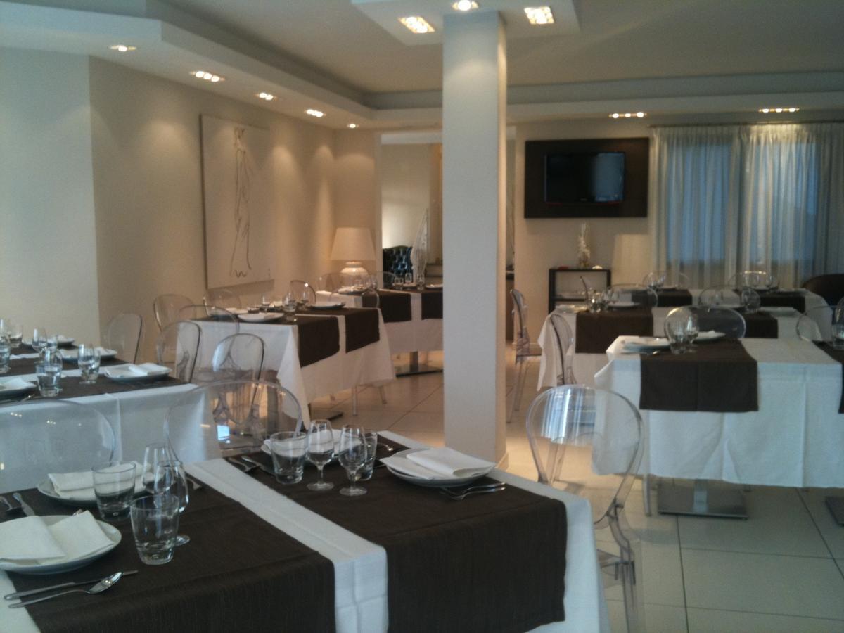 Hotel Ambrosio La Corte Olbia Exteriör bild